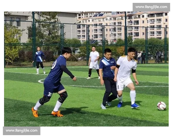 燃情绿茵!精河县 “石榴籽杯” 五人制足球赛开赛 燃情绿茵!精河县 “石榴籽杯” 五人制足球赛开赛